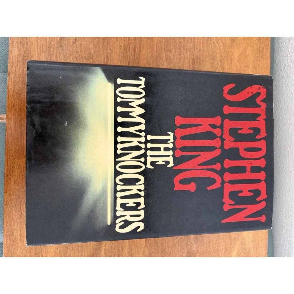 Stephen King‎ The Tommyknockers 1st Edition (1987) Hardcover with Dust Jacket